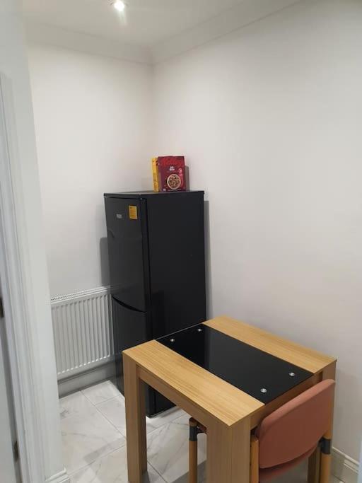 Beautiful Room In Lovely Flat ロンドン エクステリア 写真